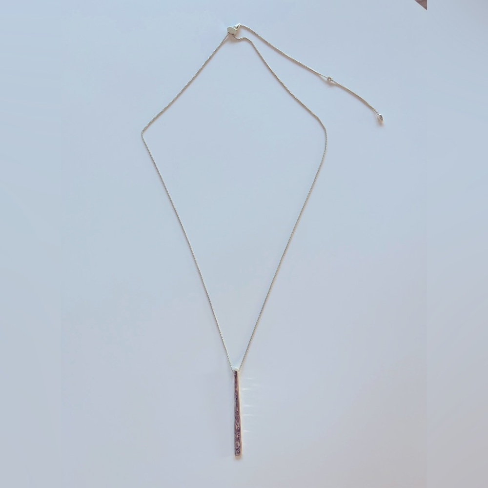 Kendra Scott Gold pendant necklace